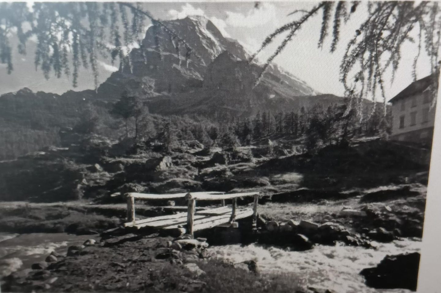 Fotografia in bianco e nero dell'Alpe Veglia negli anni Quaranta